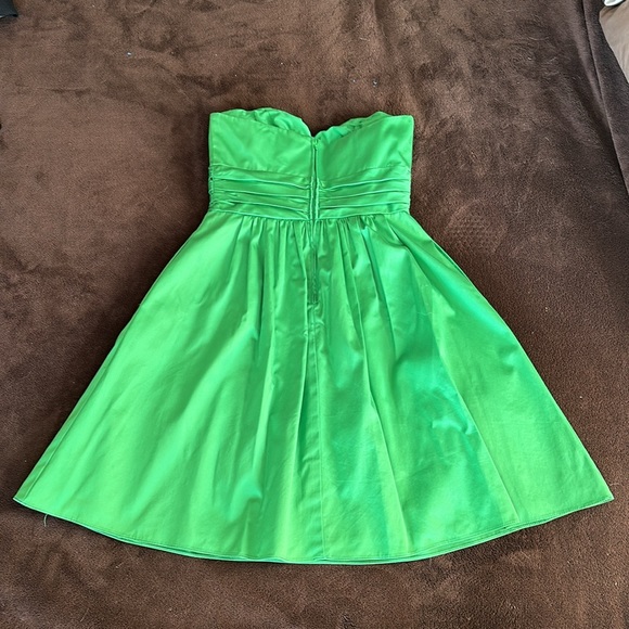 David’s Bridal Emerald Green Party Dress - Picture 2 of 3